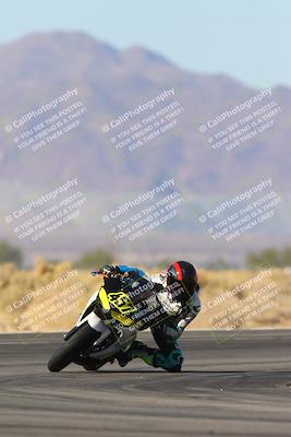 media/Dec-06-2024-CVMA Friday Practice (Fri) [[e1d1c5d4fc]]/4-Group 4 and Trackday/Session 4 (Turn 16)/